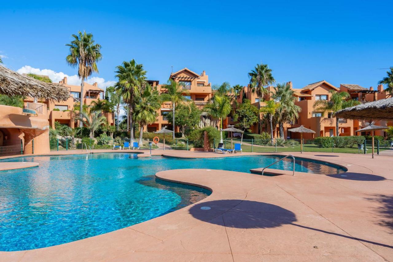 New Tropical Near Puerto Banus And Marbella Apartament Estepona
